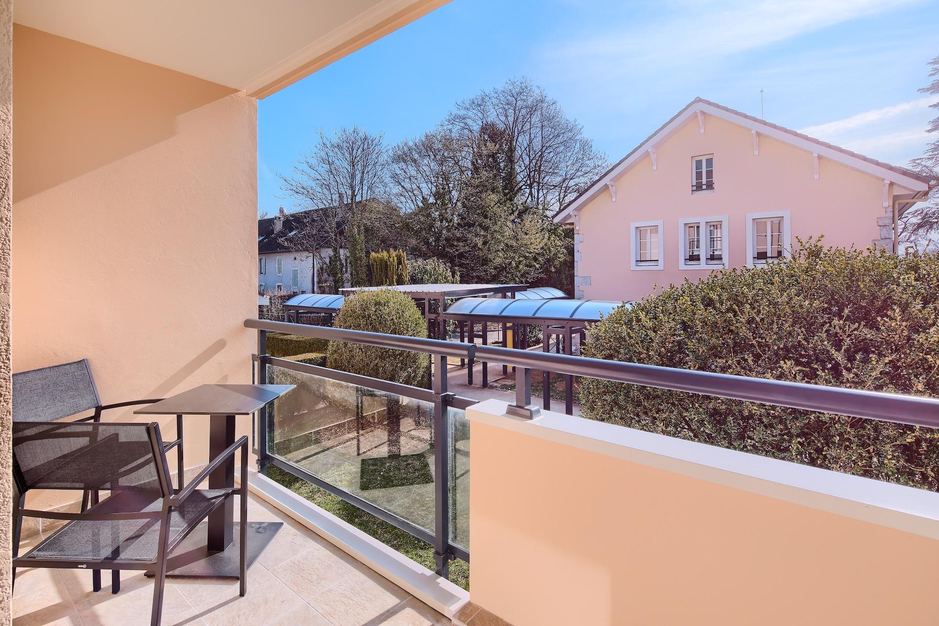 Citadines Geneve Ferney Voltaire Aparthotel Exterior foto